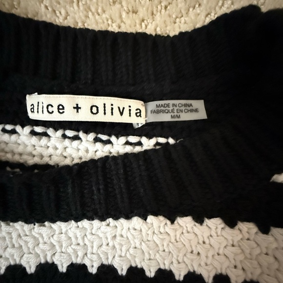Alice and Olivia Black and White Striped Sweater size M - Picture 3 of 4